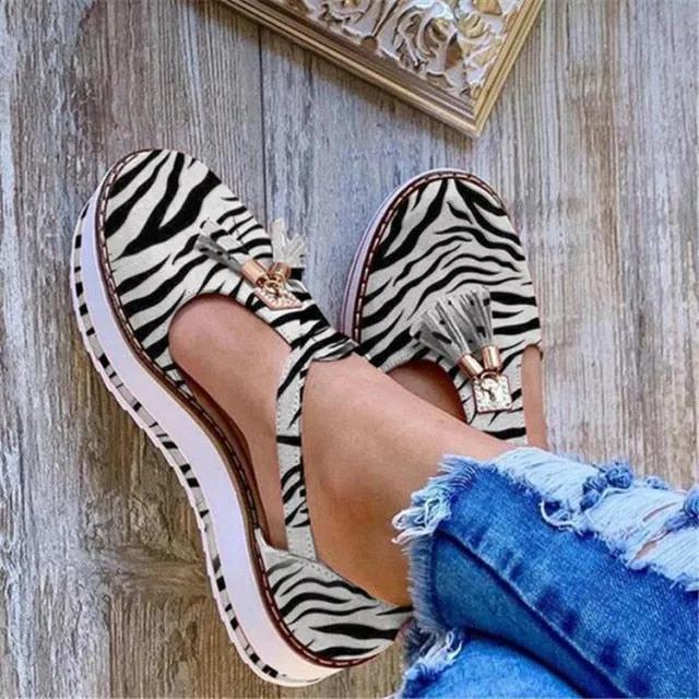 flowersverse Spring Summer Women's Tassel Round Toe Flat Shoes New Ladies Platform Casual Shoes Dress Party Cute Female Vulcanized Shoes